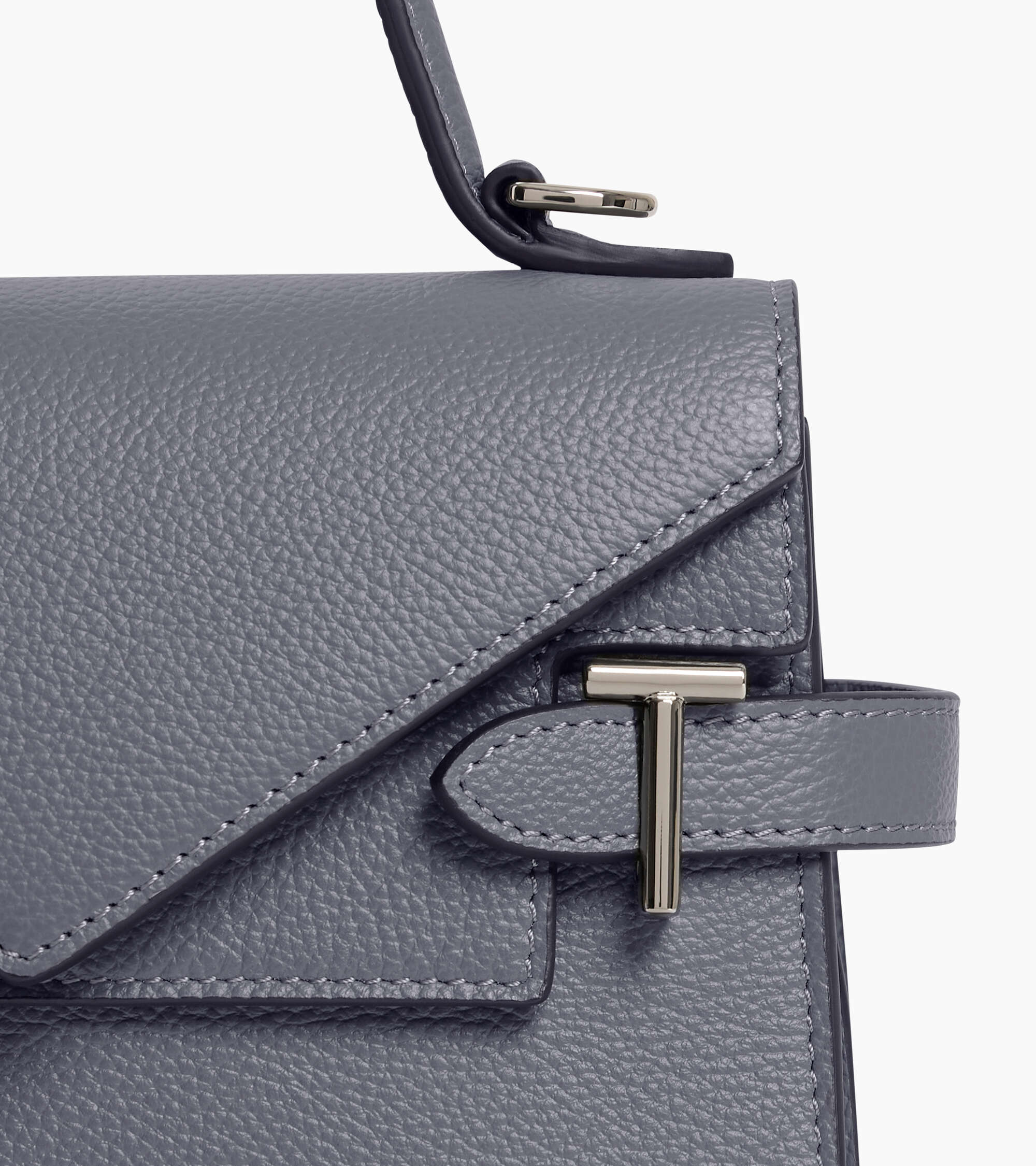 Kleine Handtasche Emilie aus genarbtem Leder mit Doppelklappe