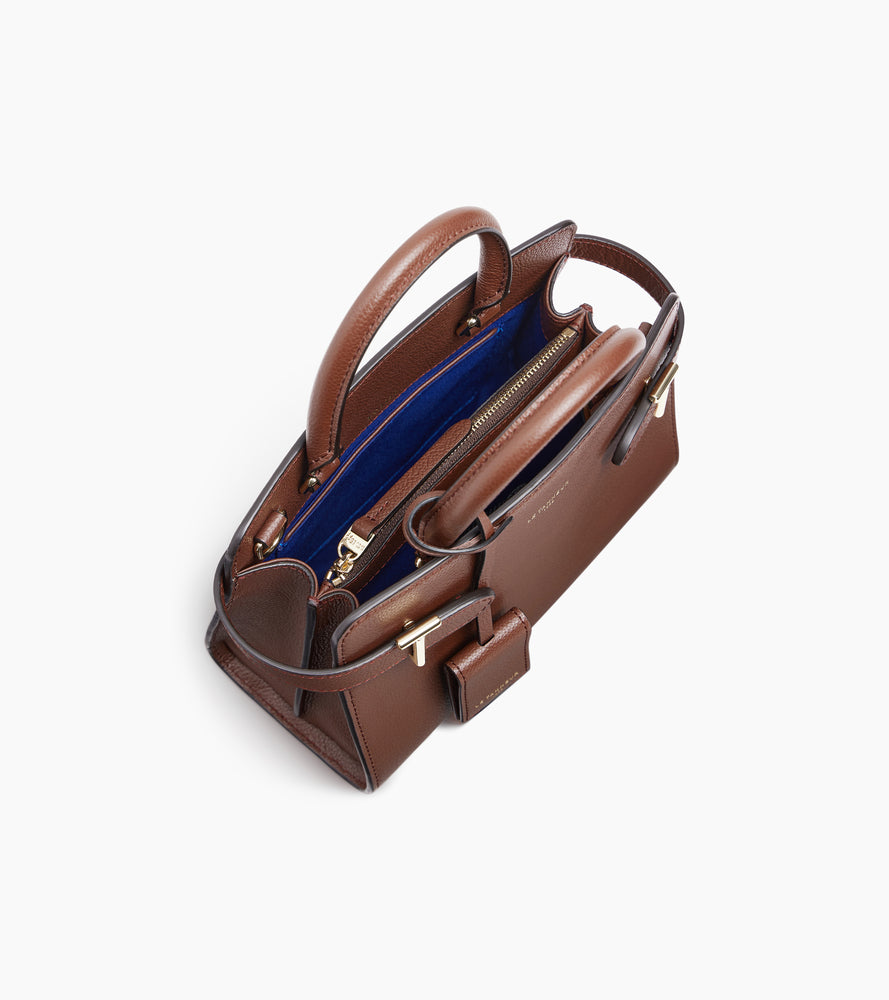 Kleine Handtasche Emilie aus genarbtem Leder mit Trageriemen