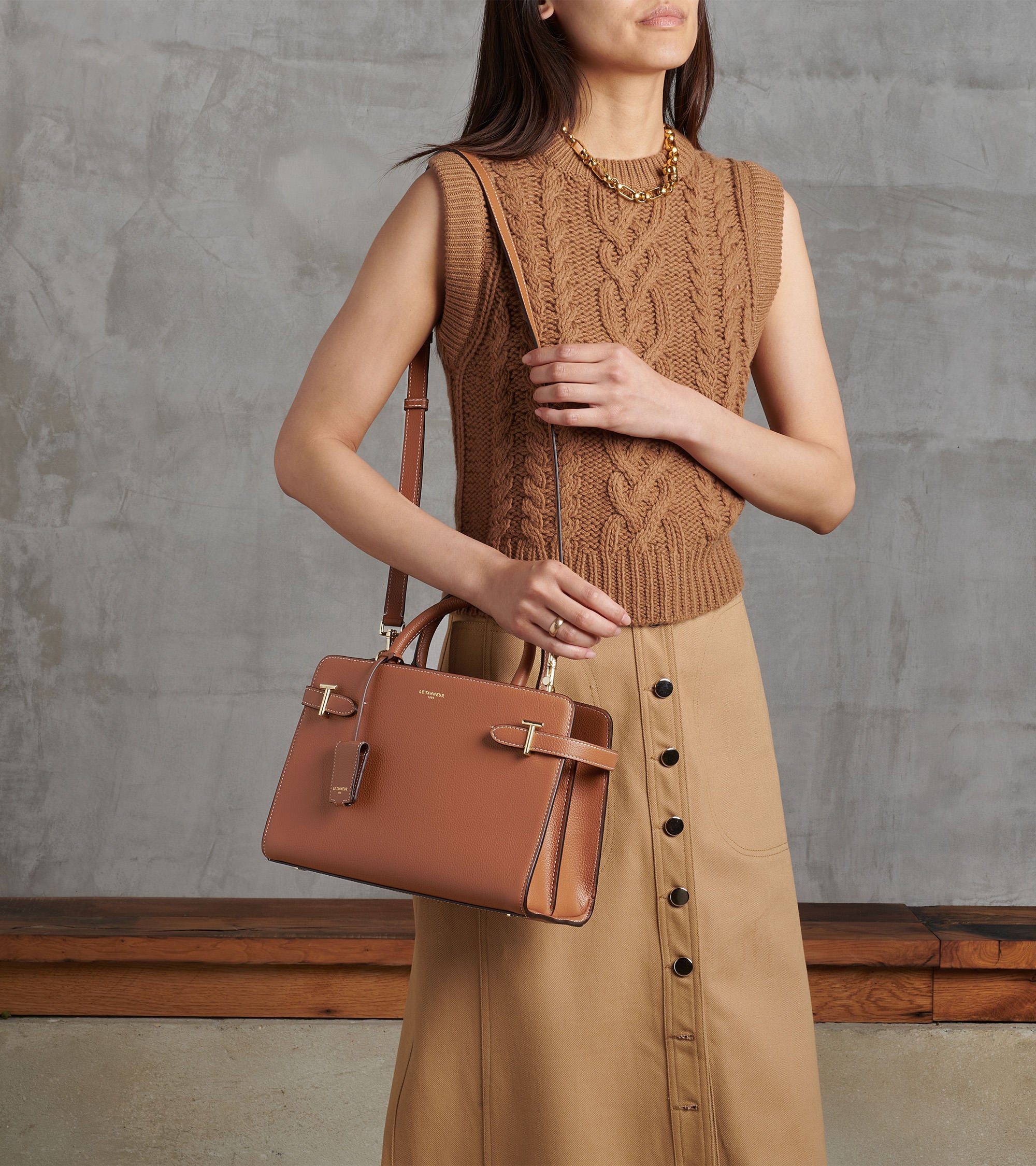Bolso mediano Emilie de piel texturizada