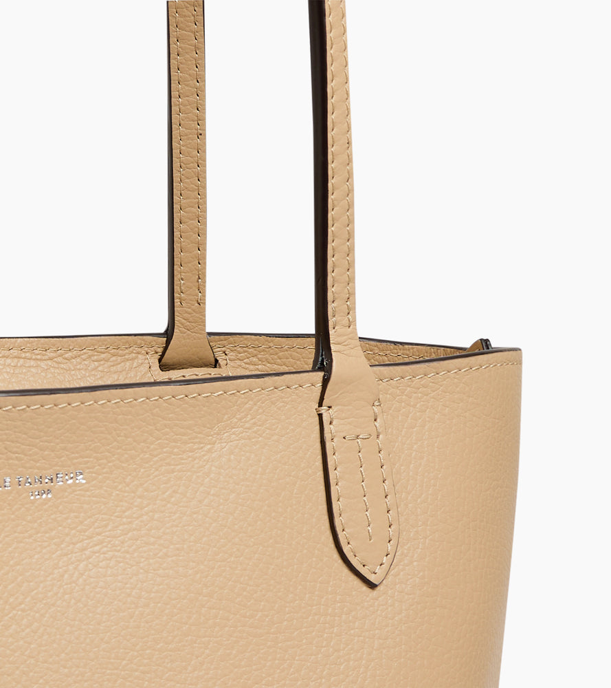 Kleine Tragetasche Louise aus genarbtem Leder