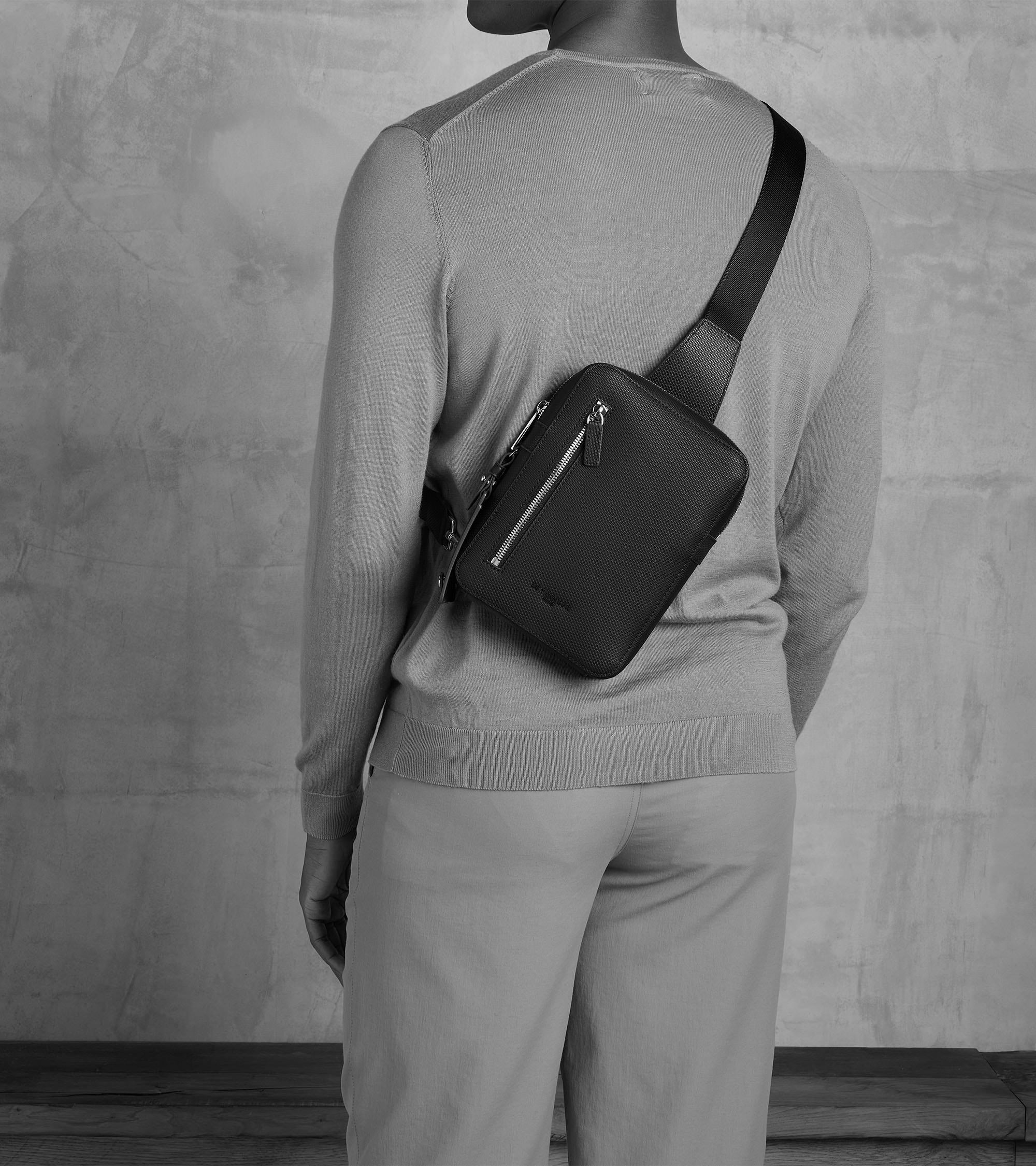 Mochila Emilie de piel con monograma